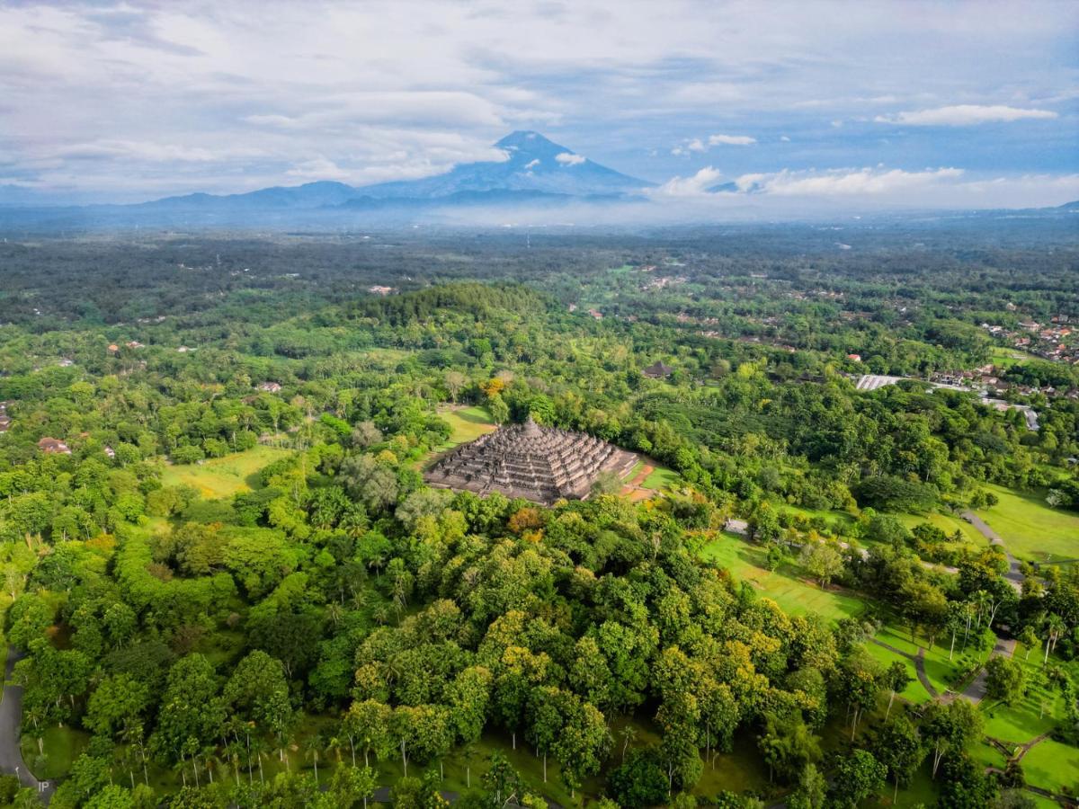 Villa Borobudur Resort Магеланг Екстериор снимка