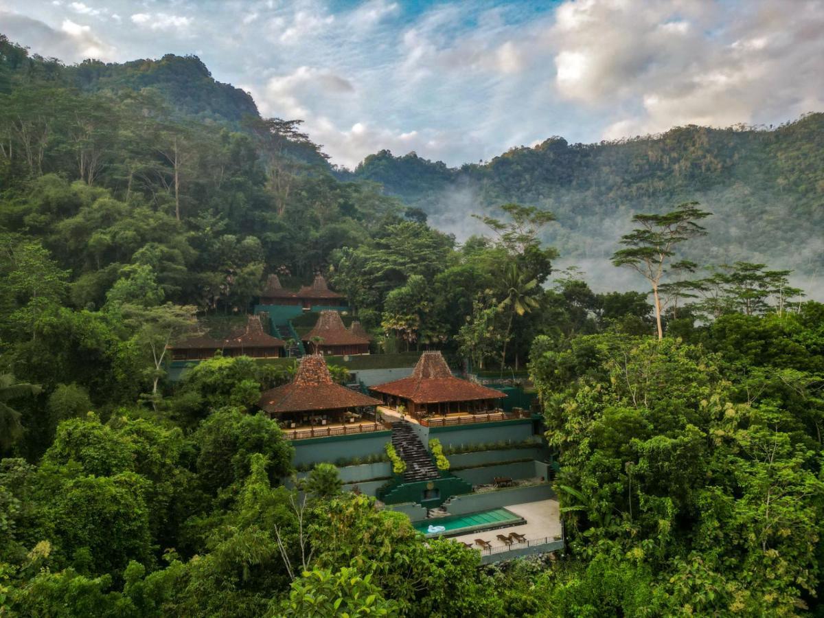 Villa Borobudur Resort Магеланг Екстериор снимка