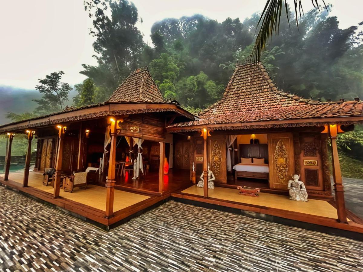 Villa Borobudur Resort Магеланг Екстериор снимка