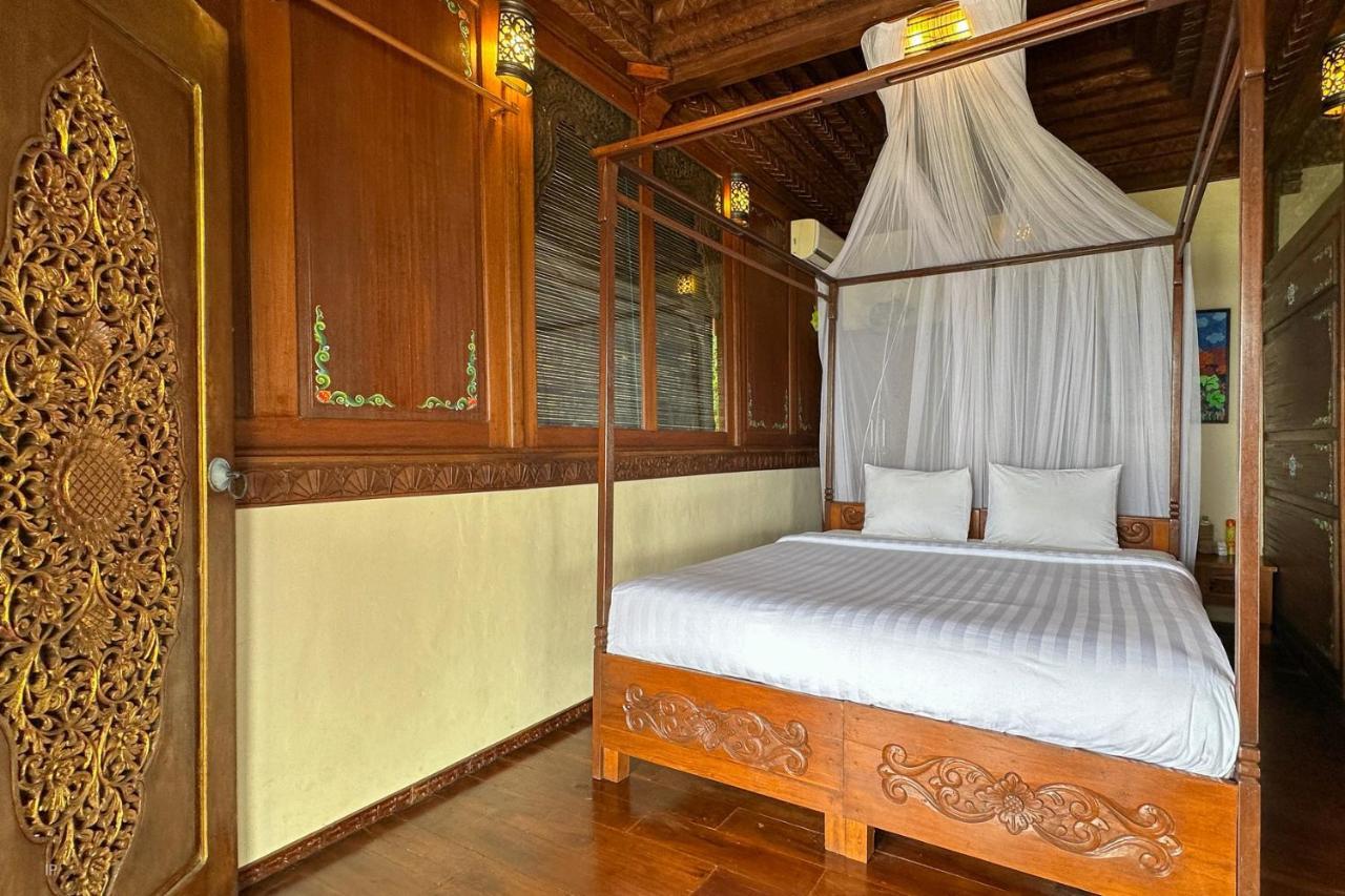 Villa Borobudur Resort Магеланг Екстериор снимка