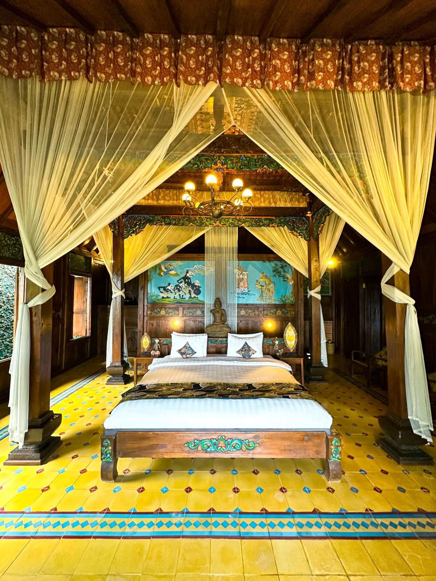 Villa Borobudur Resort Магеланг Екстериор снимка